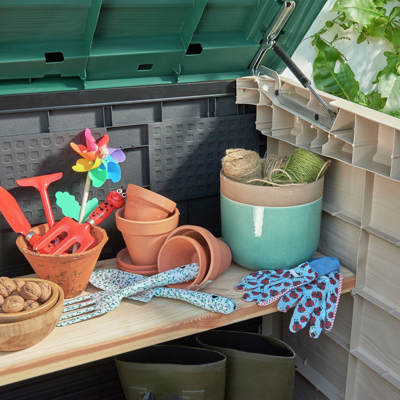 Keter Store It Out Max 1200L Garden Storage Box -Beige/Green