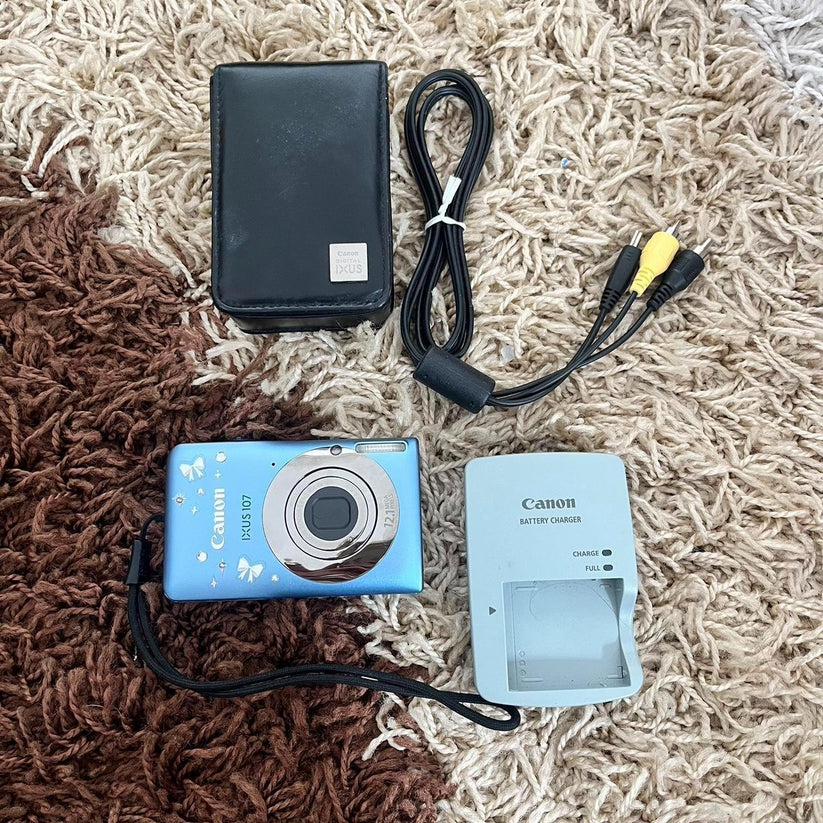 Canon Ixus Digital Camera baby blue 12.1MP