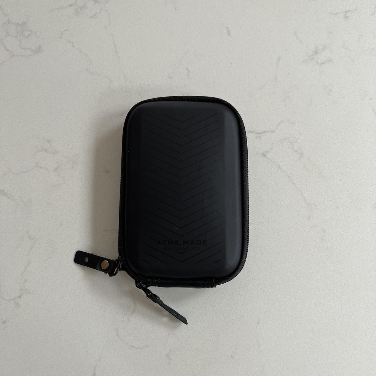 Canon IXUS 240 digital camera in black